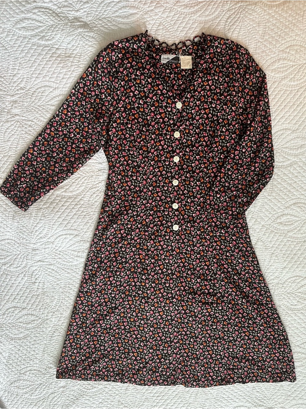 Vintage 90s floral dress with buttons and looped scalloped neckline